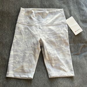 Wonder under camp biker shorts